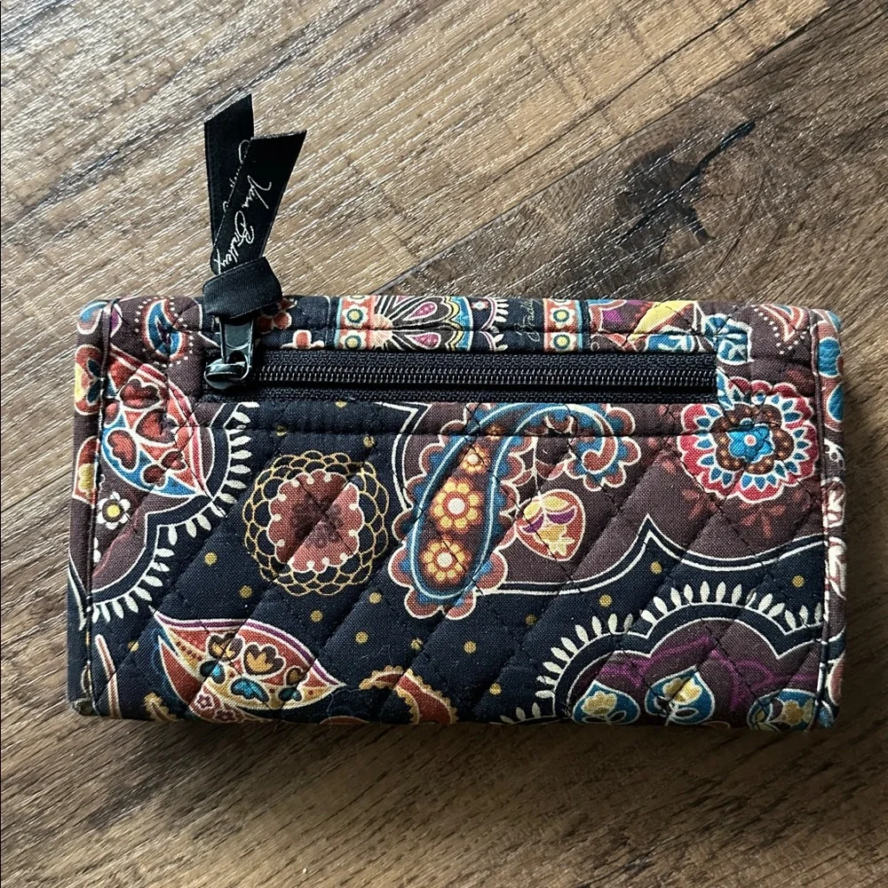 Vera Bradley wallet Kensington pattern Paisley quilted print